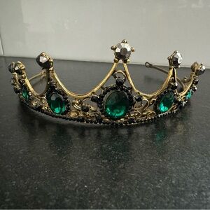Green crown tiara